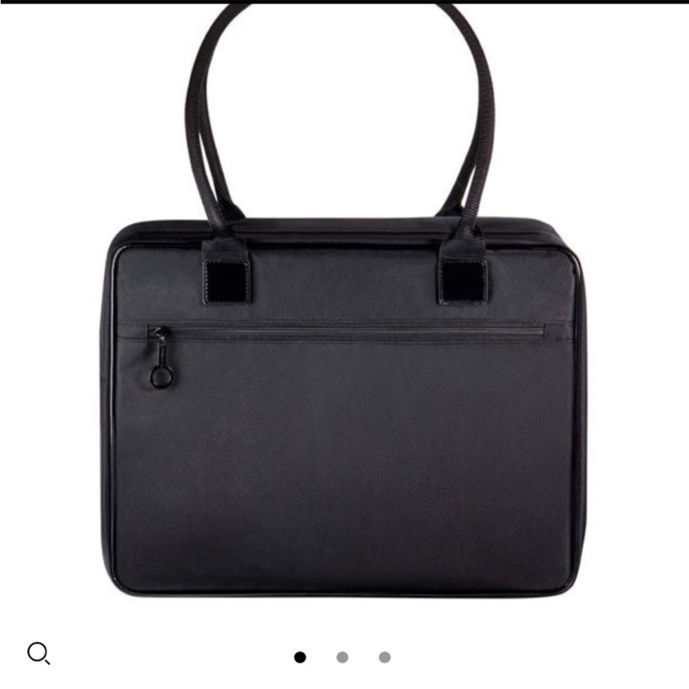 NWOT MAC carry all Black Travel Tote Bag - Classic Carryall